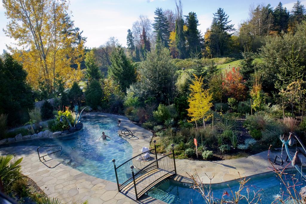 Mcmenamins Edgefield Hotel Траутдейл Екстериор снимка