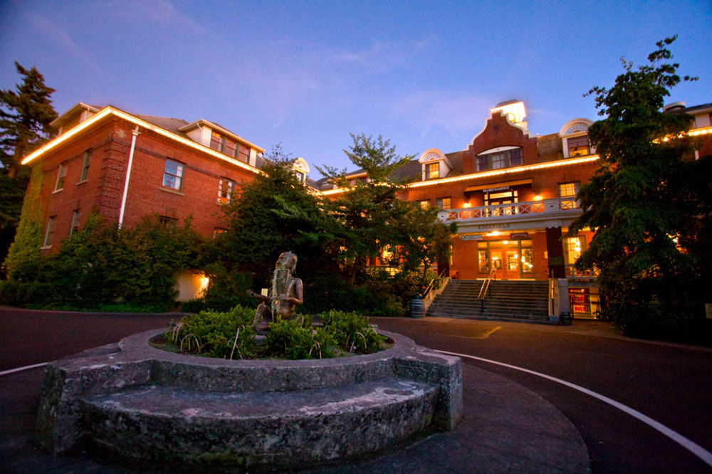 Mcmenamins Edgefield Hotel Траутдейл Екстериор снимка