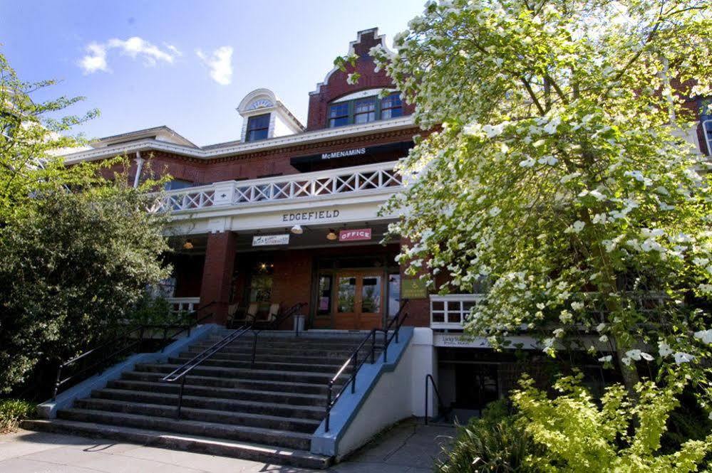 Mcmenamins Edgefield Hotel Траутдейл Екстериор снимка